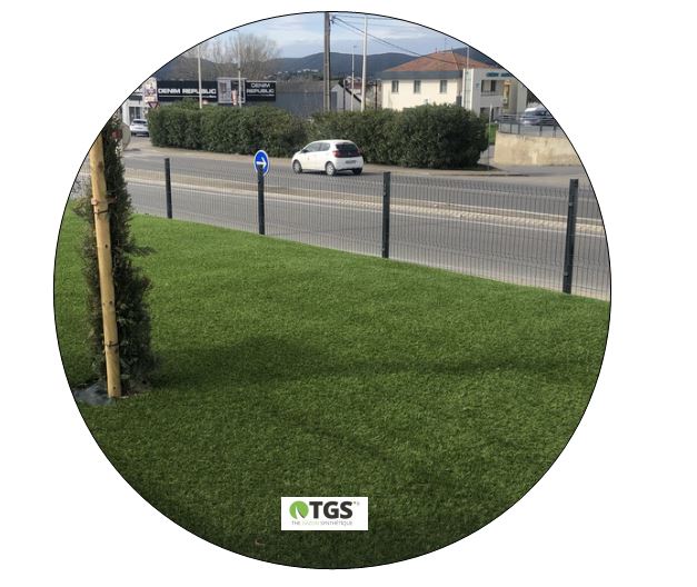 Pose et vente de pelouse synthétique dans la gironde